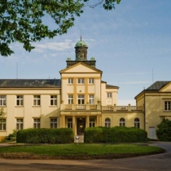 Hotel Zámeček - Lázně Poděbrady, Seniorský pobyt na 8 dní na Zámečku